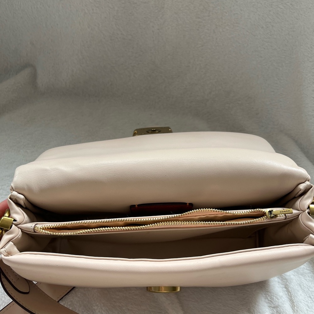 Coach Pillow Tabby 26 Leather Shoulder Bag in Ivory - Picture 7 of 9